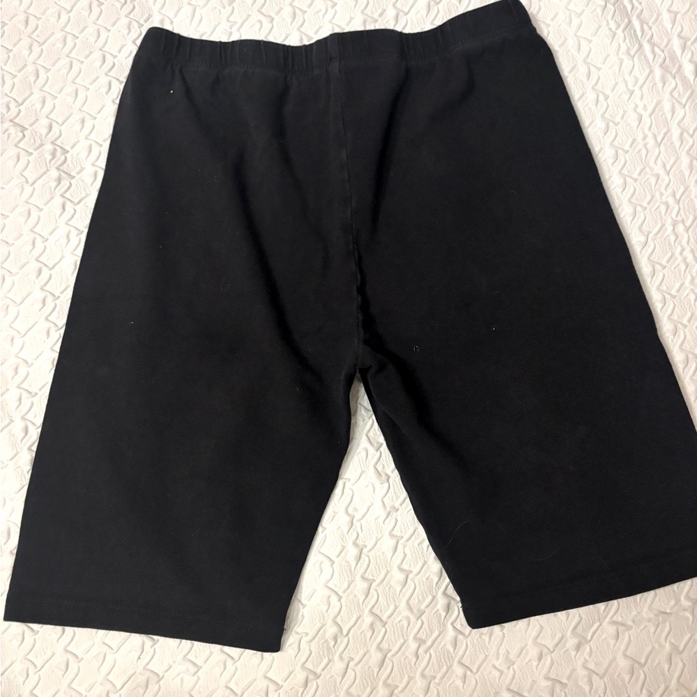 Children’s place girls size 10/12 black biker shorts